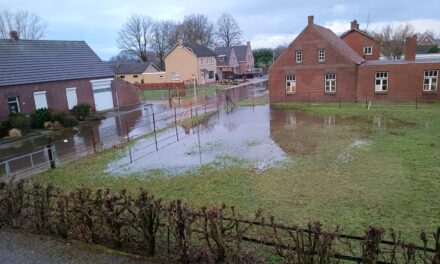 WATEROVERLAST KLEINE LAAK