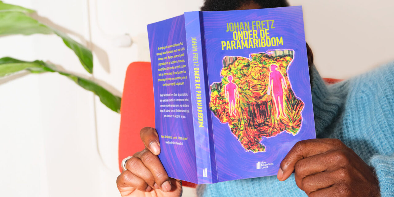 Heel Nederland Leest: Onder de Paramariboom van Johan Fretz